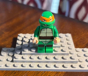 Lego Minifigure Mutant Ninja Turtles Michelangelo Green Tank 79104 TNT003 - Picture 1 of 3