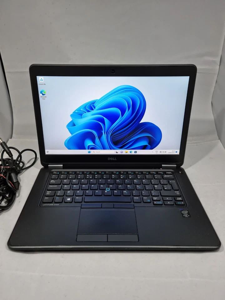 DELL Latitude E7450 Intel Corei5-5300U @2.30GHz 16GB RAM 512GB SSD 14.1" Win 11 - Image 1 of 4