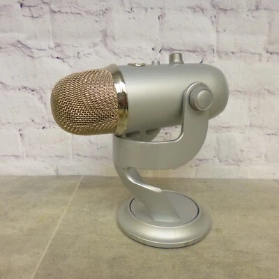 Logitech 888-000369 Blue Yeti USB Condenser Microphone - Silver - Image 1 of 4