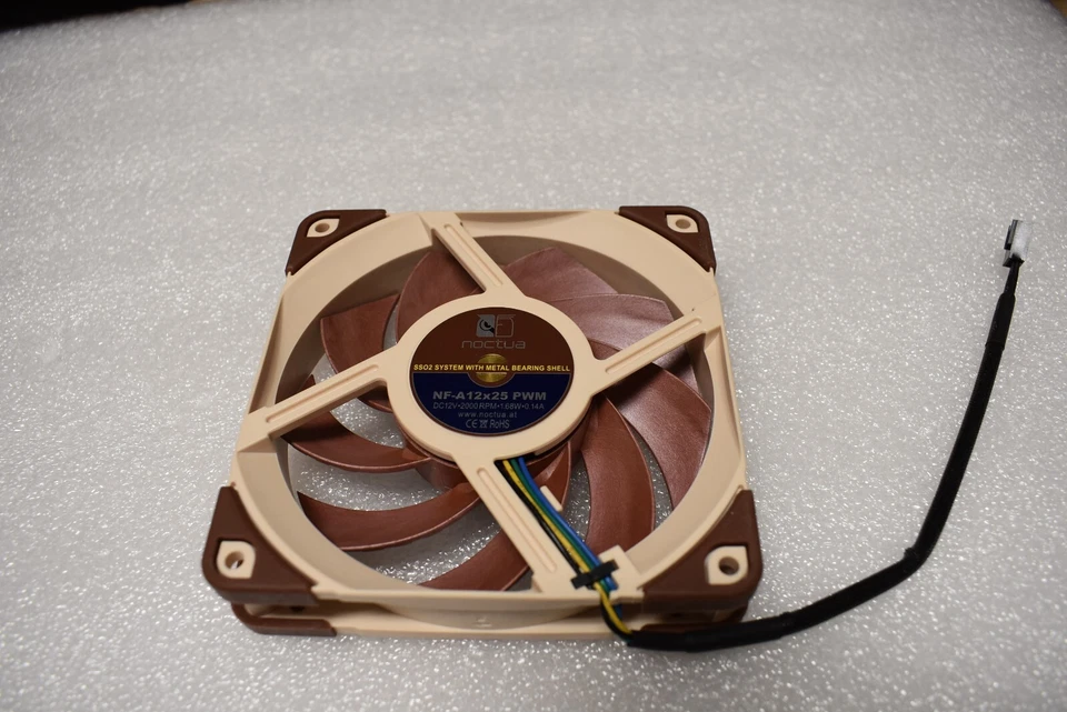 Ventilador silencioso premium Noctua NF-A12x25 PWM Foto 1 de 1