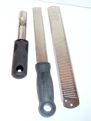 RALLADORES DE MANO MICROPLANO 2 y una herramienta de núcleo de semilla OXO gran lote de alta calidad Foto 1 de 4