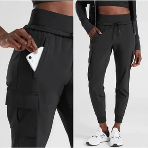 Pantaloni da jogging cargo Athleta Sutton neri con coulisse taglia 2 - Foto 1 di 7