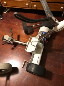 REMOTE CONTROL KANGAROO HILLCREST ELECTRIC GOLF CART CADDY - Picture 1 of 10