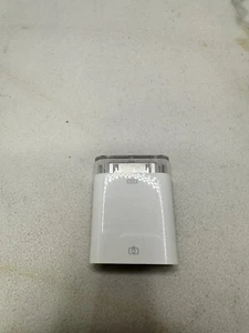 Genuine Apple iPad Camera Connection Adapter A1358 (USB to 30-Pin Adapter) - Picture 1 of 7