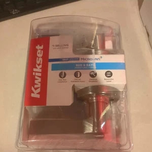 Palanca de puerta de cama/baño de privacidad níquel satinado rosa redonda Kwikset Hollis - Imagen 1 de 1