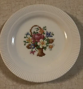Vtg SALEM CHINA -Basket Petite Point-Victory-Bread Plate - Made In U S A-6 1/2” - Picture 1 of 4