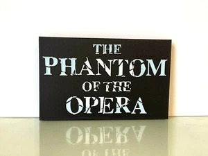 The Phantom of the Opera Display Logo Text Stand 1910 Eponymous French Novel - Imagen 1 de 1