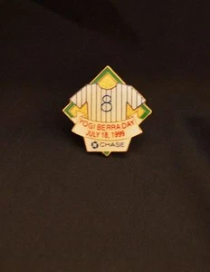 NOS 1999 The New York Yankees Yogi Berra Day Cloisonne Baseball Pin Chase Jersey - Picture 1 of 1