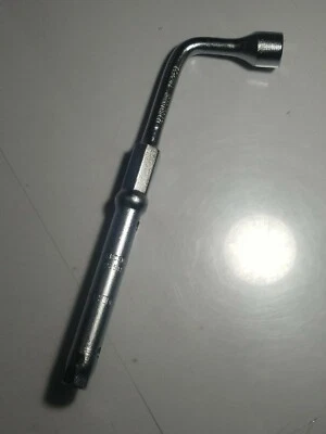 Llave de bujía Mercedes-Benz 1235810067 ALEMANIA + mango de llave de tuerca # 123581001 Foto 1 de 4