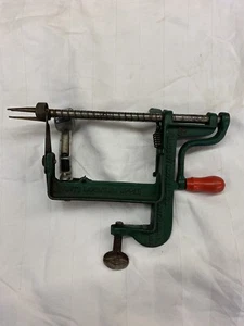 Vintage White Mountain Apple Peeler Corer #3 Goodell Co Antrim NH ~ Cast Iron - Picture 1 of 11