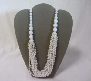 VINTAGE MODESCHMUCK WEISS GROB EINZELN GEHT DANN AN 14 STRANG PERLENKETTE - Bild 1 von 4