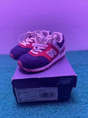 New Balance 574 Core Lace Up Sneakers Little Kids Size 7 W Box - Image 1 of 4