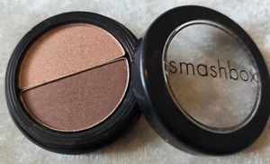 SMASHBOX Eye Shadow Duo GLOW / GETTER pressed powder 0.13 oz / 3.63 g - Picture 1 of 5