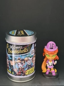 DC Comics Lil Bombshells Series 3 - Stargirl - Picture 1 of 3