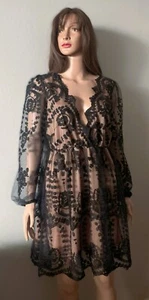 Boohoo Boutique Black Lace Plunge Neckline Sheer Long Sleeve Dress Sz 10 - Picture 1 of 3