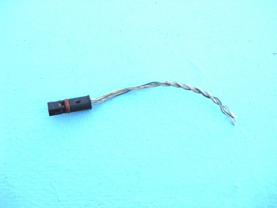 07-11 INYECTOR COMBUSTIBLE BMW N54 135I 335I 535I 740I X6 13537585261-12 ENCHUFE P245 Foto 1 de 1