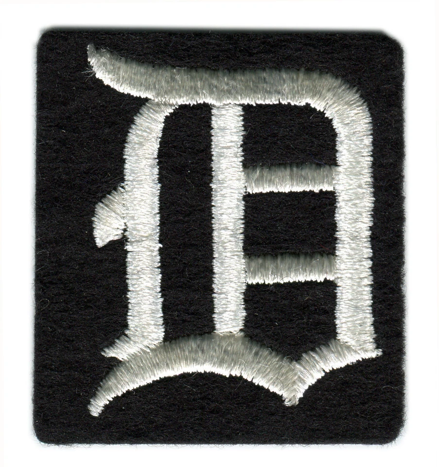 1970'S DETROIT TIGERS MLB BASEBALL VINTAGE 2.25" TEAM PATCH FOR HOME HAT - Image 1 of 1
