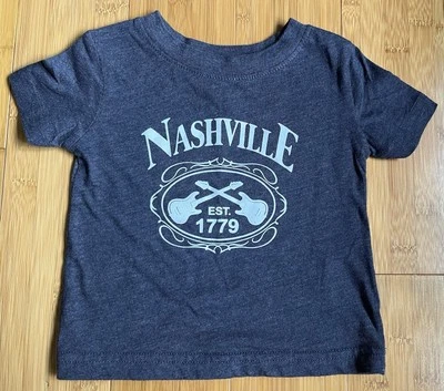 Camiseta gráfica NASHVILLE pieles de conejo temática niño pequeño talla 12 meses Foto 1 de 4