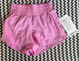NWT Dahlia Mauve lululemon Hotty Hot HR Short 2.5" *Lined Sz 0 DHMU - Picture 1 of 10