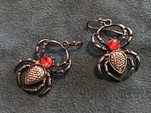 Spooky Gothic Halloween SPIDER Pierced Dangle Drop Earrings - Picture 1 of 3