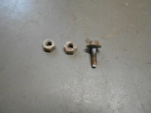 00-05 Cadillac Deville Dual Horns And Horn Bracket Mounting Hardware Set - Picture 1 of 2