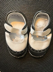 Heba-Germany kapcie/buty do biegania 24-36 miesięcy skóra naturalna - Zdjęcie 1 z 3