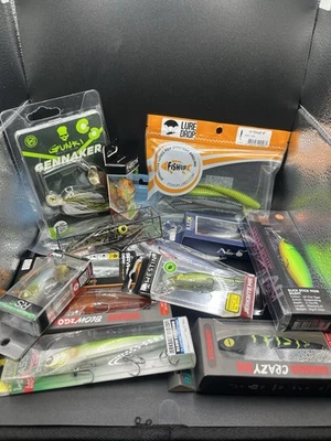 Angeln Raubfisch Set Wobbler Gummifische Hecht Zander Barsch ILLEX Fox Gunki JDM - Bild 1 von 4