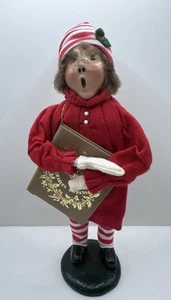 Byers Choice Carolers Jungen rot gestreifter Pyjama mit Weihnachtslied Buch 10 Zoll - Bild 1 von 9