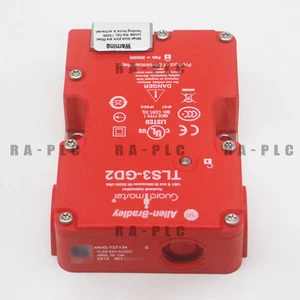 Allen BradleyCSeries E Safety Switch 440GT27134 1pcs Brand New New In Box - Picture 1 of 4