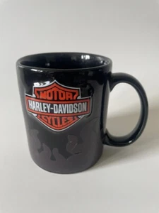 Harley Davidson Bar Shield Raised Black Ceramic Mug Heat Activated Flames - Picture 1 of 10