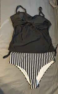 Black/White Striped 2 Piece Swimsuit Size XXXX-Large New - Picture 1 of 15