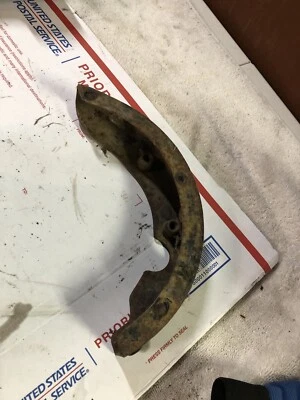 Rear brake hub guard  1987 Honda TRX250 Fourtrax TRX 250 87 1986 86 Foto 1 de 3