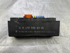 2004-2008 Chrysler Crossfire Engine Management Relay Fuse Box - Picture 1 of 13
