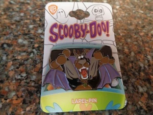 Scooby-Doo Vampire Scoob Emaille Pin NEU Bioworld Revers Halloween Kostüm - Bild 1 von 4