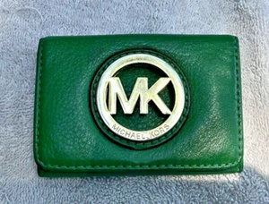 Michael Kors MK Logo Kelly Green Leather Card Case Wallet - Picture 1 of 5