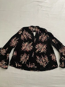 Abound Black Floral Mediun Womens Blouse Long Sleeves Volantes Sleeves Pre Owned - Picture 1 of 7