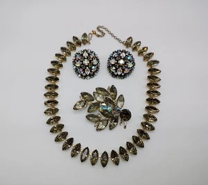 Lote de joyas vintage broche collar pendientes clip diamantes de imitación Marvella sin firmar - Imagen 1 de 11