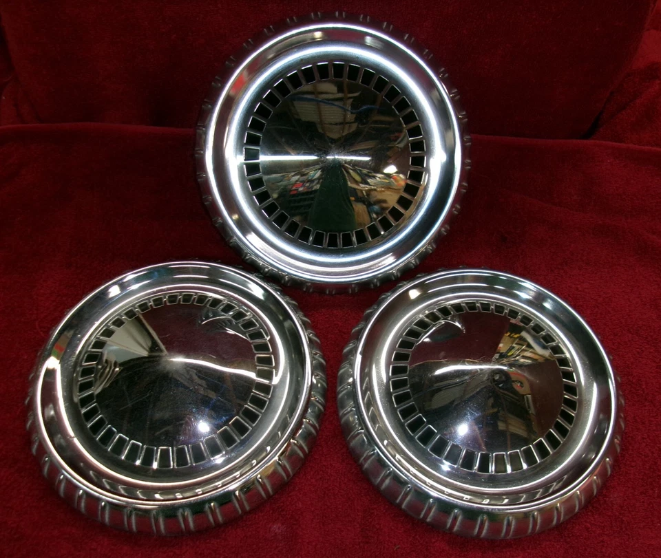 Mercury Comet 3 1960-63 OEM Plato para perros Pobreza Tapacubos Gerente Especiales Foto 1 de 4