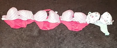 Juego de cuatro sujetadores y bragas 40C para mujer Foto 1 de 4
