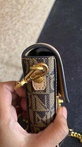 Bonia sling bag - Picture 1 of 5