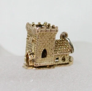 9ct Gold Church With Wedding Scene Inside Solid Heavy Vintage Charm 23032 - Picture 1 of 5
