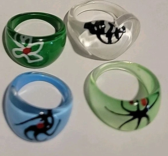 Anillos de acrílico/plástico verde oscuro 6,75 verde claro 9 azul 6,5 transparente 8,5 muy divertidos Foto 1 de 1