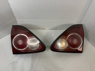 Luces de freno traseras interiores izquierda y derecha Lexus RX300 1999-2003 OEM RX1 Foto 1 de 4