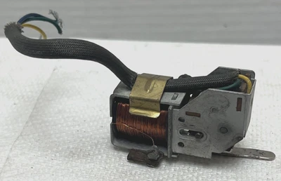 LIONEL POSTWAR 2245 F3 DIESEL LOCOMOTIVE - REVERSING E-UNIT ASSEMBLY - WORKS EXL - Image 1 of 4