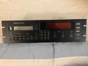 Tascam DA 30-Front Panel - Picture 1 of 9