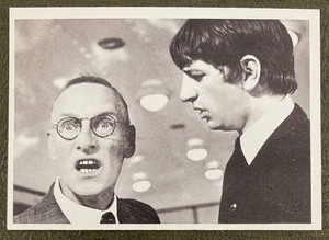 1964 Topps The Beatles Movie “A Hard Days Night” #42 Ringo & Pops