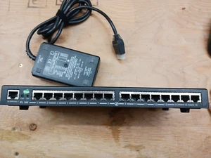 Digi Etherlite 160 16 Port RJ-45 with Power Supply 50000986-01 - Picture 1 of 4