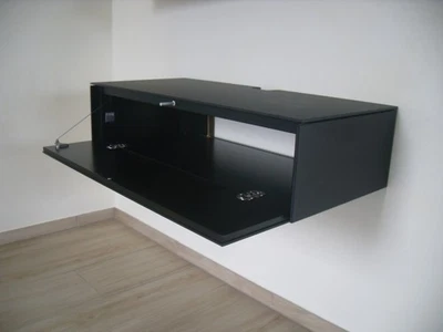 Klappenkonsole hängend Fa. Kettnaker 80x37x19 BTH Velourglas schwarz NP 1.200 € - Bild 1 von 4
