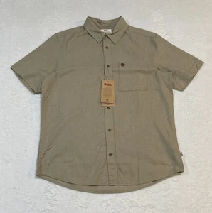 FjallRaven Ovik Travel Shirt SS Mens M Sand Stone 87039 Outdoor NWT MSRP 75$ - Picture 1 of 9
