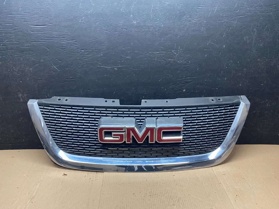 GMC Acadia 2007 a 2012 parrilla superior delantera OEM N3199 DG Foto 1 de 4